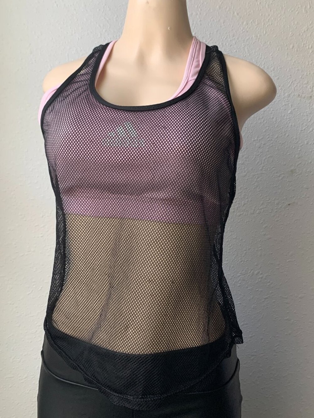 SweatyRocks Women Mesh Racerback Workout Tank Top Fishnet Gym Shirt Medium